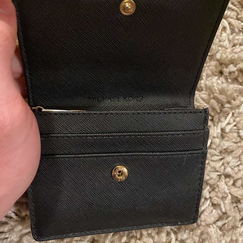 NEVER USED Michael Kors Wallet!! - Picture 3 of 3